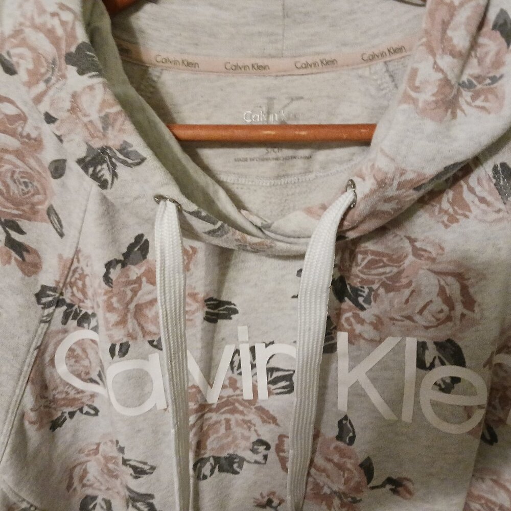 Calvin Klein Long Sleeved Hooded Sweatshirt